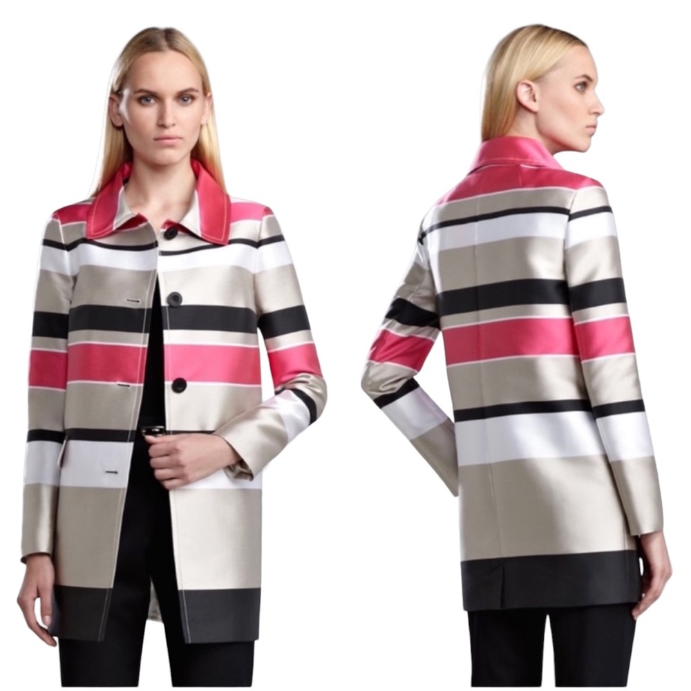 St John Jacket Buttons front Closure Size 6 Long Sleeves